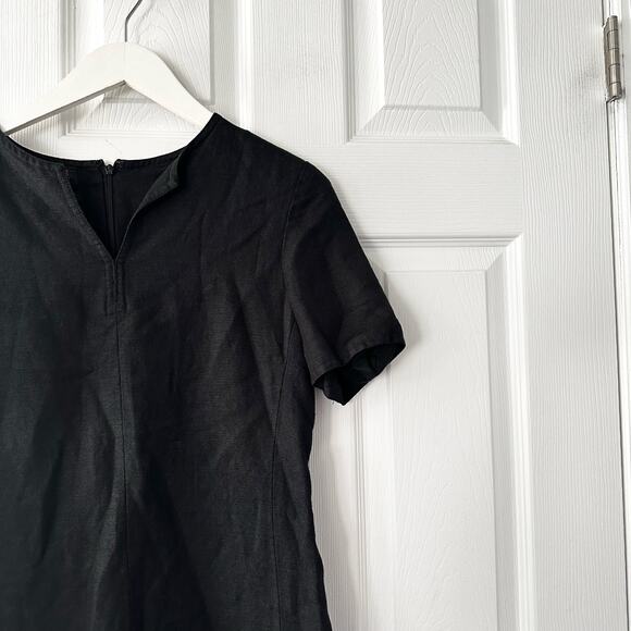 Tom and Linda Platt Black Vintage Split Neck Crepe Short Sleeve Sheath Dress 6 - Picture 5 of 10